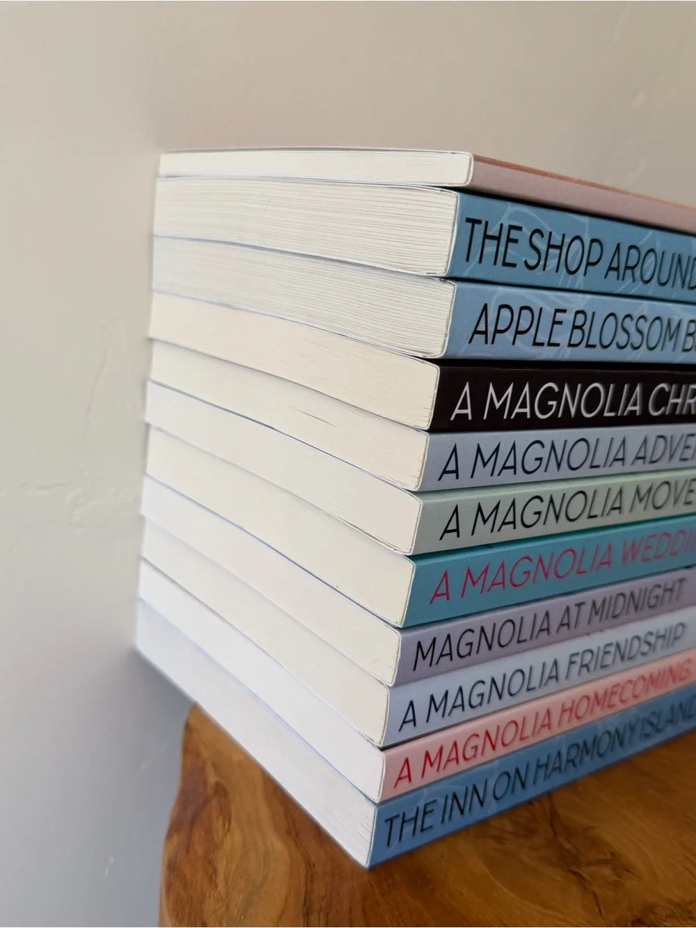 Lot 11 Red Stiletto Book Club Set Series Books 1-8 By Anne-Marie Meyer